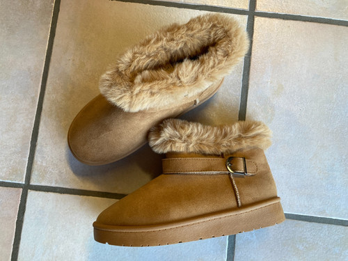 Neu karton graceland - neu+karton,